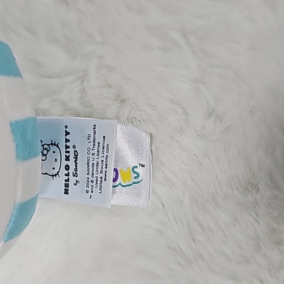 Squishmallows Hello Kitty and Friends Keychain 3.5" - Picture 5 of 5